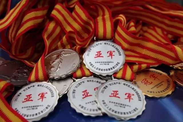 快船为克里斯蒂提供转为双向合同的机会